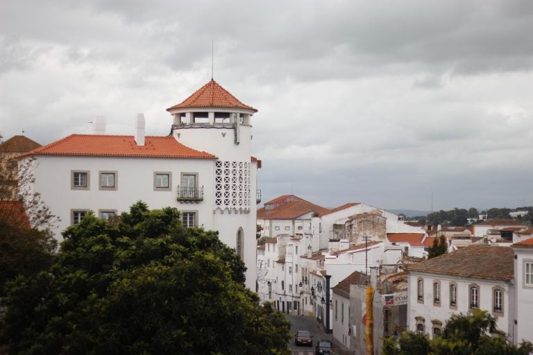 Évora