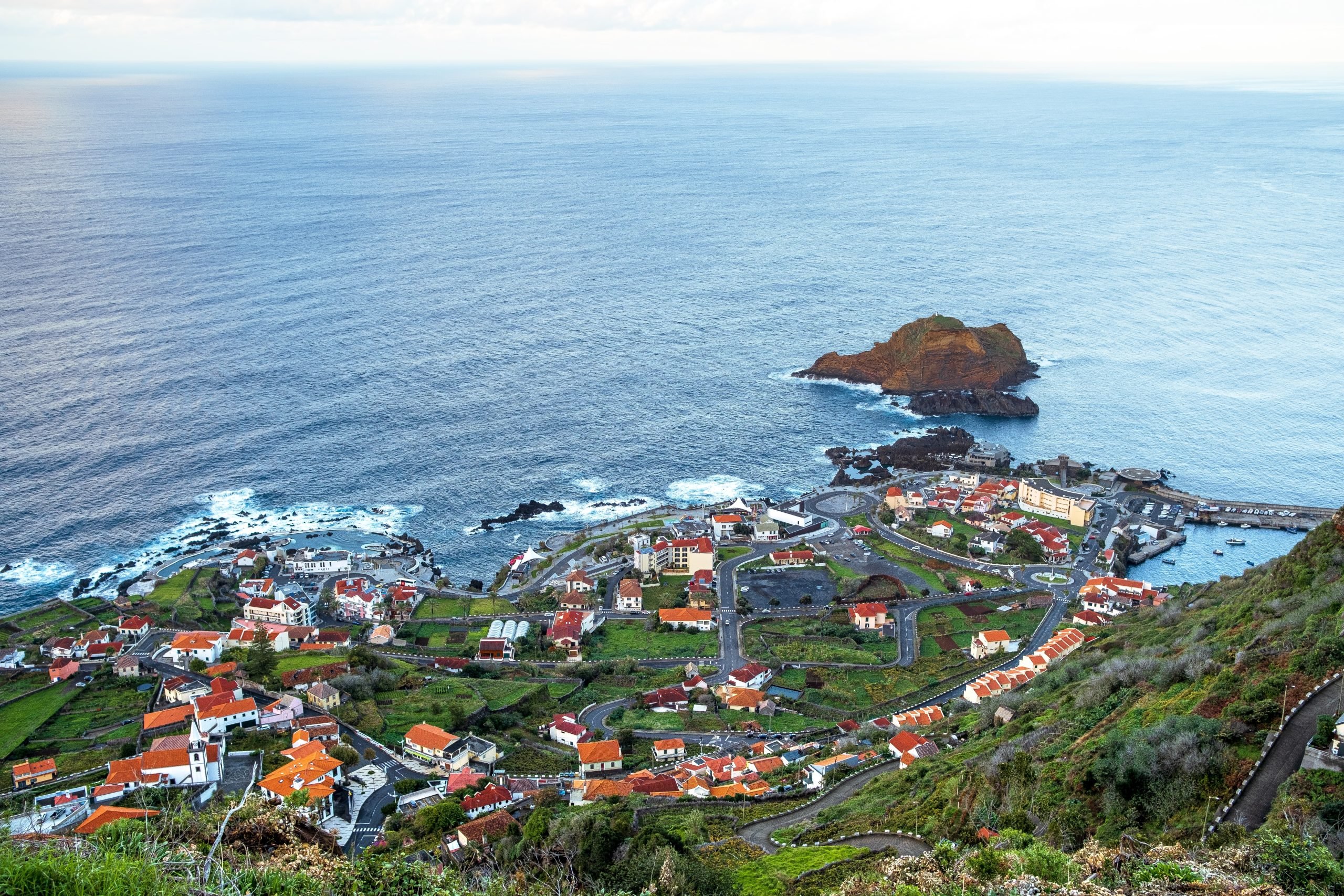 travel from portugal to madeira