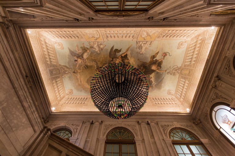 Socialist-majority government takes office in Portugal