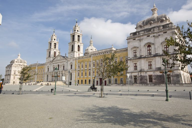 Portuguese Architecture: 7 Most Incredible Buildings in Portugal