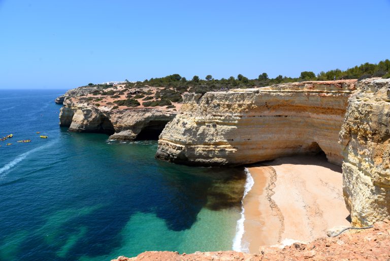 Expat Guide: Moving to the Algarve