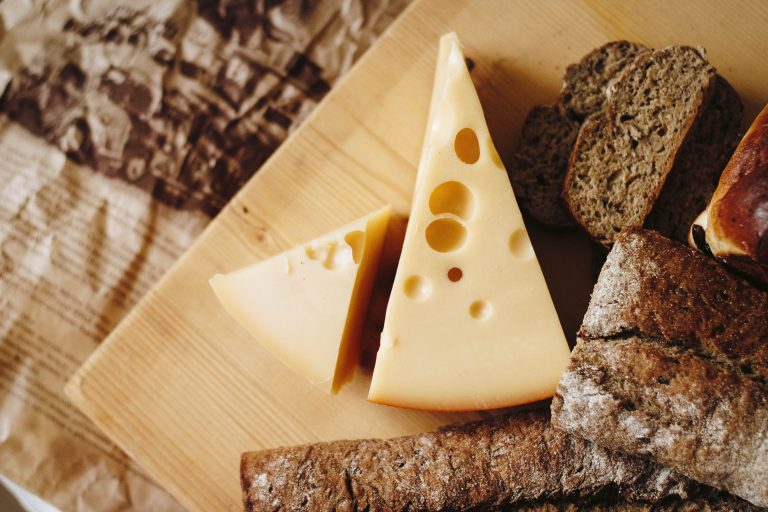 8 Portuguese cheeses to taste on your next visit