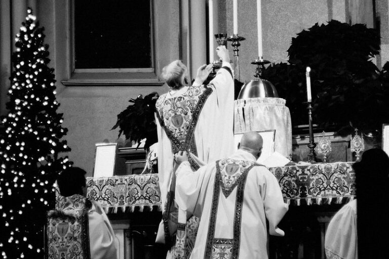 Missa da Galo on Christmas Eve (Rooster’s Mass)