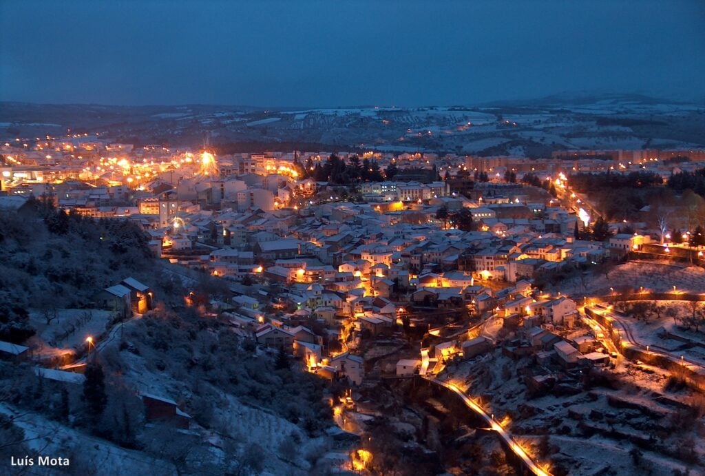 Snow Night Bragança Portugal