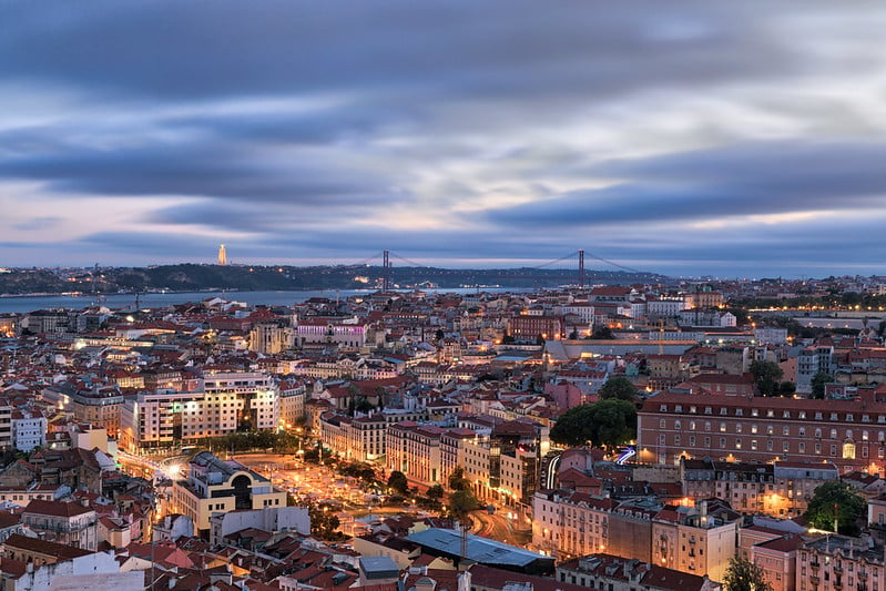 lisbon portugal walking tour