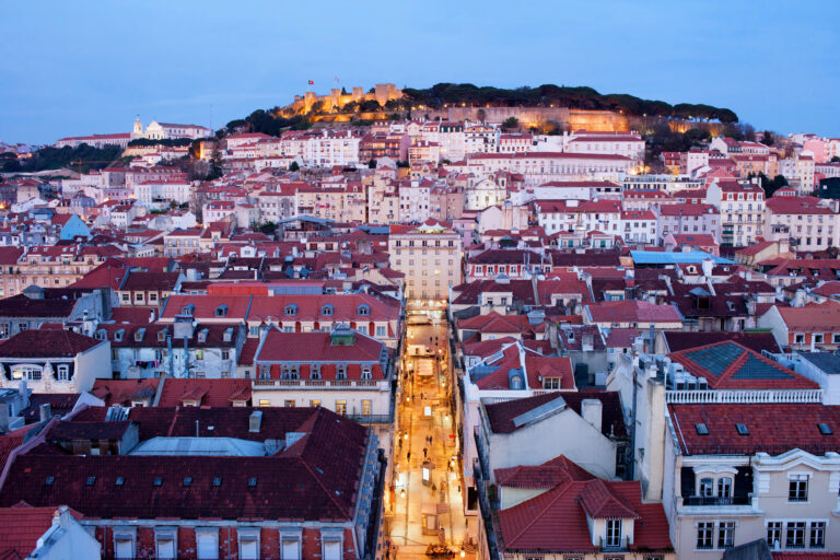 New Land Rules Aim to Unlock Affordable Housing for the Middle Class in Portugal