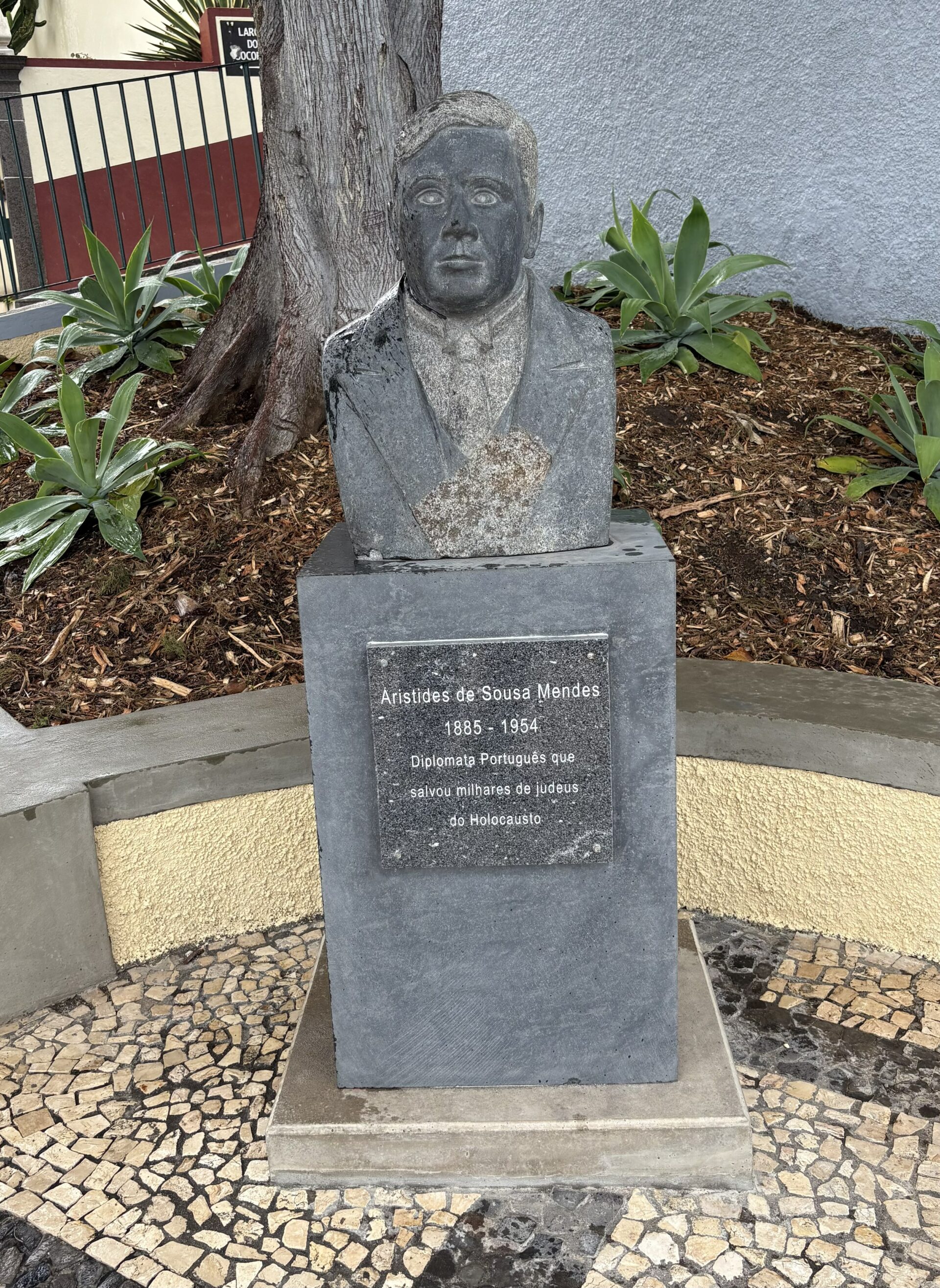 12 Amazing Facts About Aristides De Sousa Mendes Portugal s Greatest 