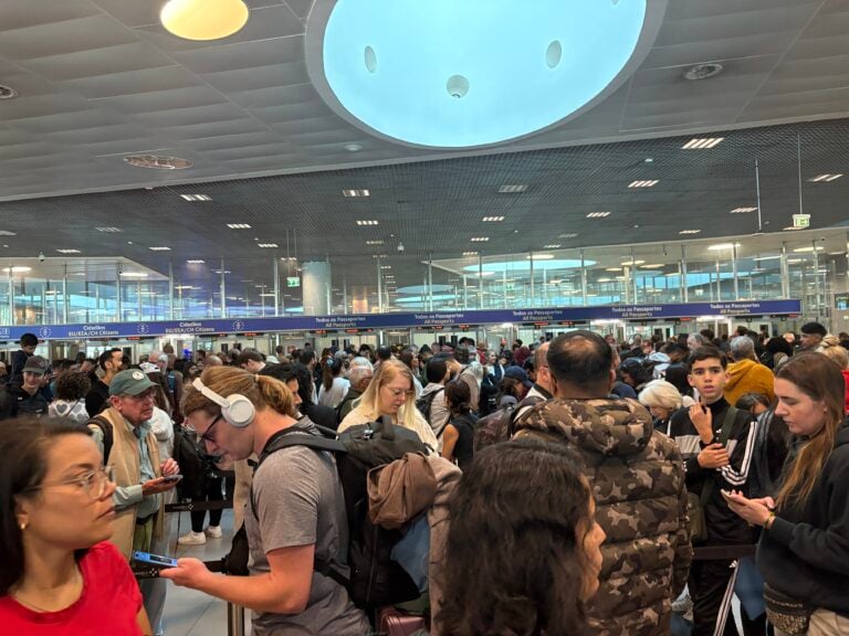 Going through Immigration at Lisbon Airport Is a Nightmare – Here Is How to Avoid It
